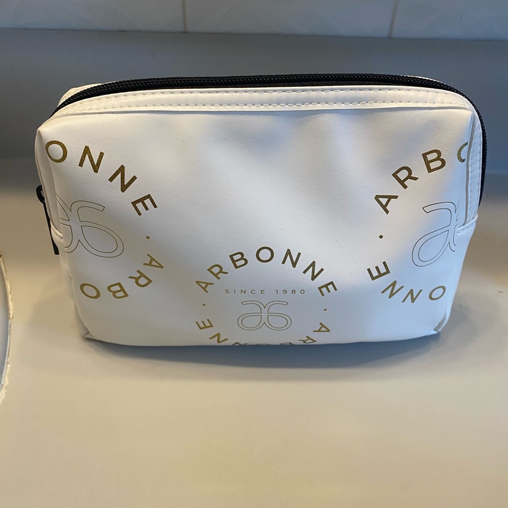 Arbonne Makeup Bag - image 1